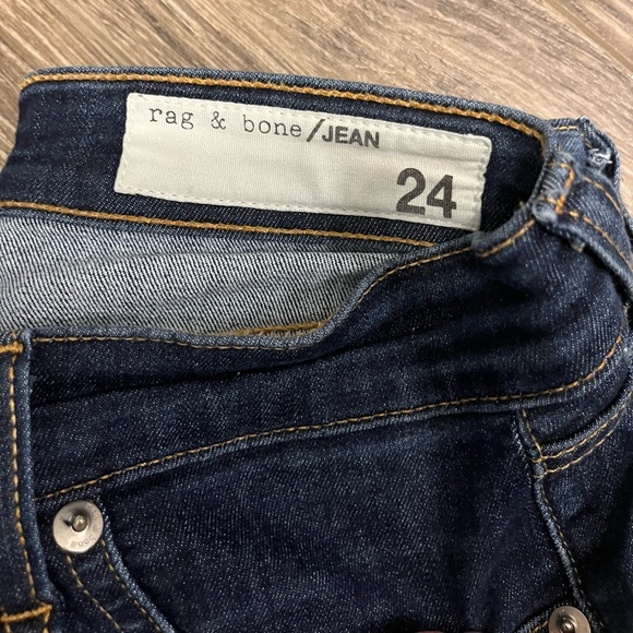 Rag & Bone Dark  Wash Skinny Jeans - Picture 4 of 6